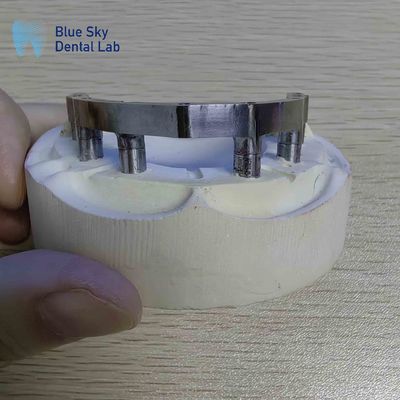 satın al Precision Dental Titanium Bar Dental implantlar için cilalı titanyum çubuğu online manufacture